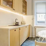 Apartment Kana - Stylish In Pomorska - Close, Wifi, Smart Tv