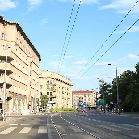 Kana - Stylish In Pomorska - Close, Wifi, Smart Tv *