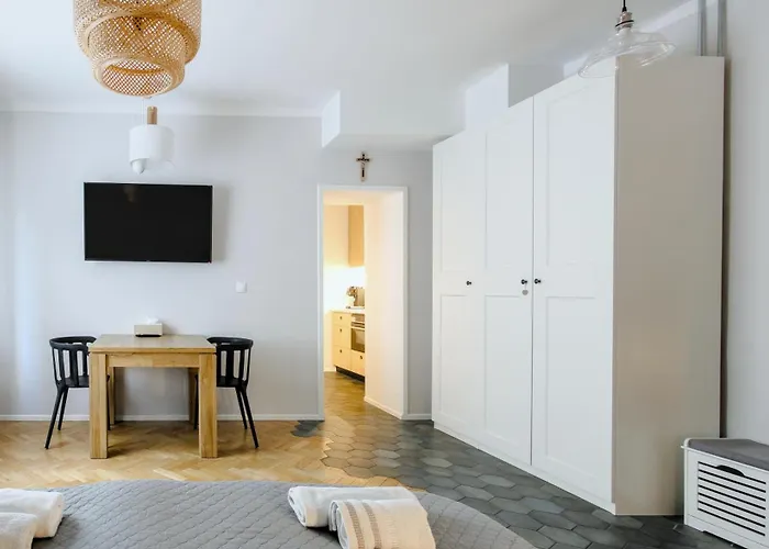 アパート Kana - Stylish In Pomorska - Close, Wifi, Smart Tv *