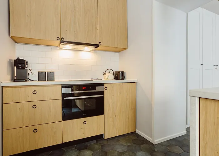 Kana - Stylish In Pomorska - Close, Wifi, Smart Tv クラクフ