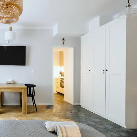 Appartement Kana - Stylish In Pomorska - Close, Wifi, Smart Tv *