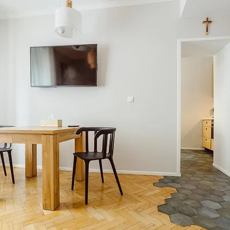 Lägenhet Kana - Stylish In Pomorska - Close, Wifi, Smart Tv